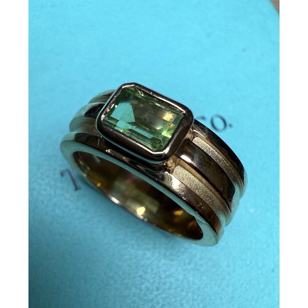Tiffany & Co. 18k Gold 8mm Sparkle Green Gemstone Peridot Band Wide Ring 12.3g - Picture 6 of 16
